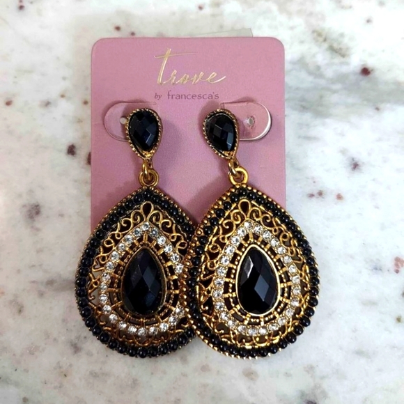 Francesca's Collections Jewelry - Francesca's collections earrings